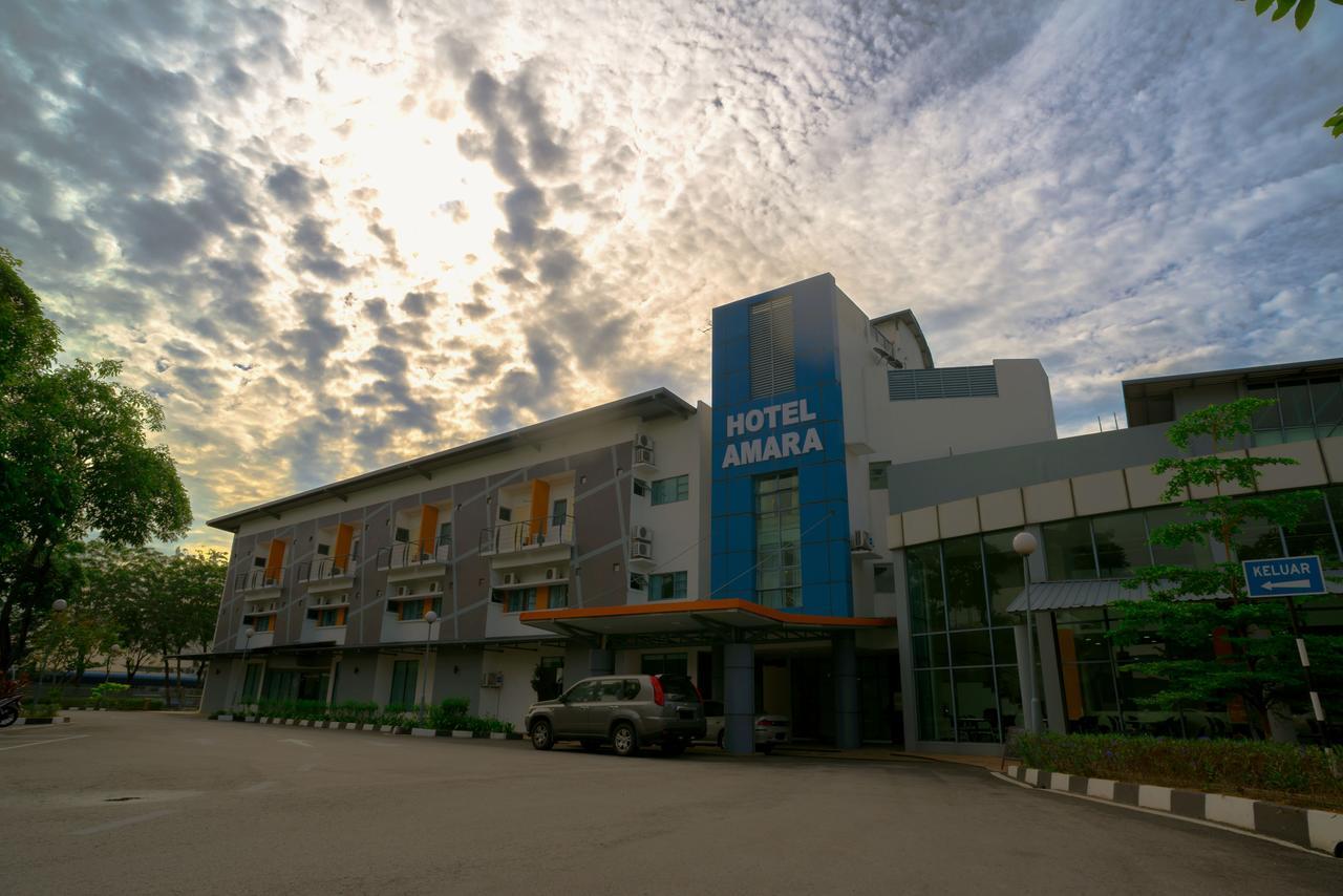 Hotel Amara Субанг Джая Екстериор снимка