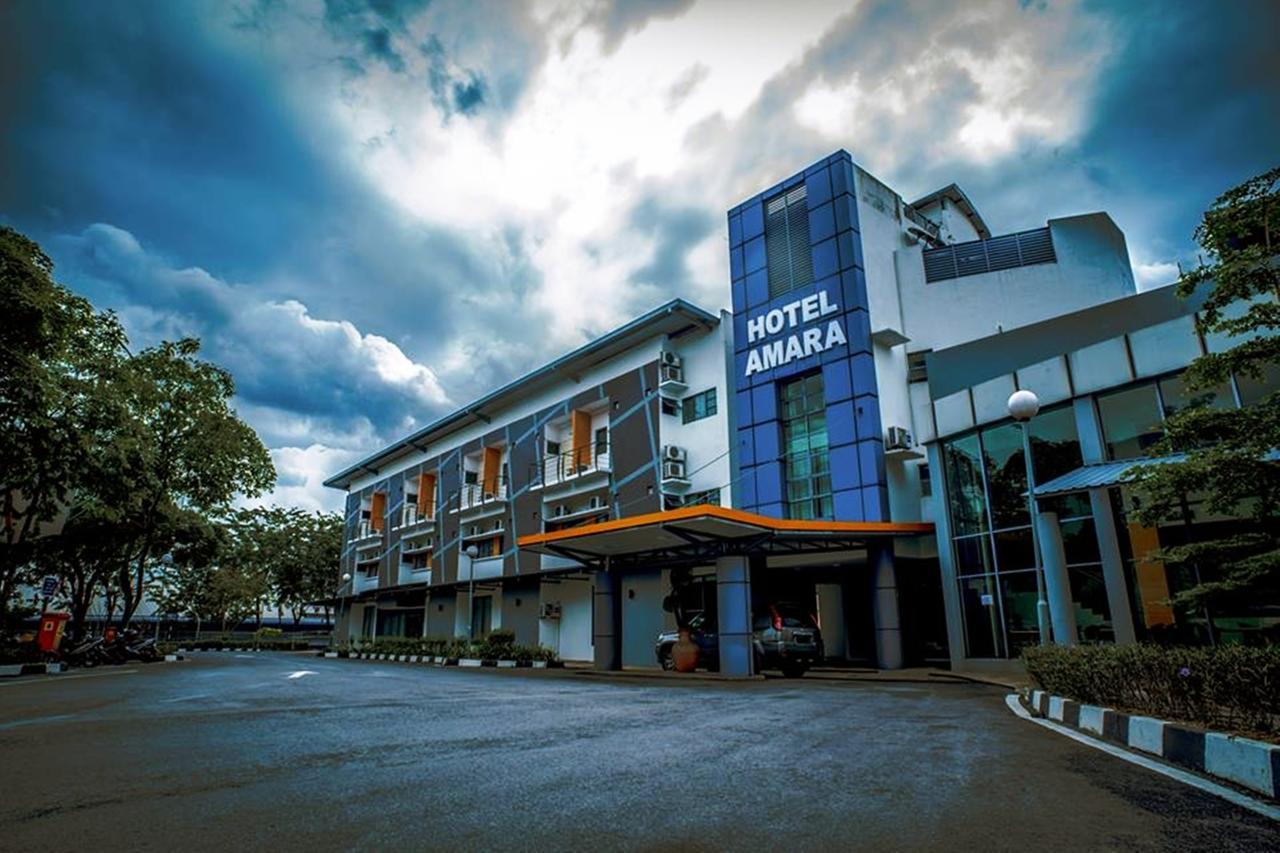Hotel Amara Субанг Джая Екстериор снимка