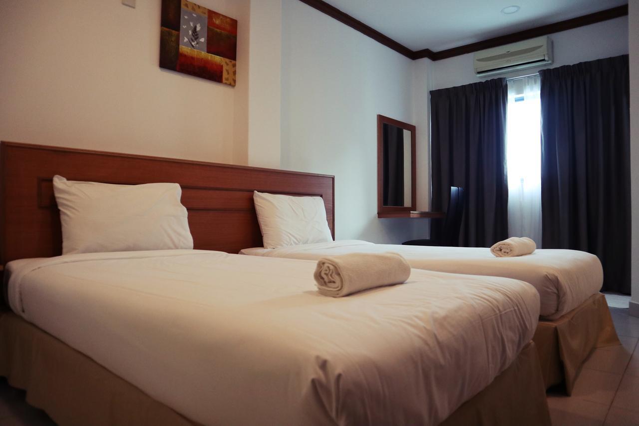 Hotel Amara Субанг Джая Екстериор снимка