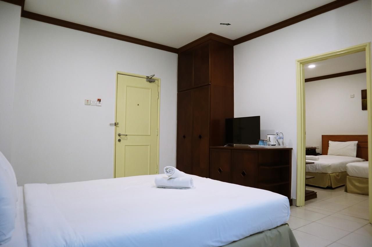 Hotel Amara Субанг Джая Екстериор снимка
