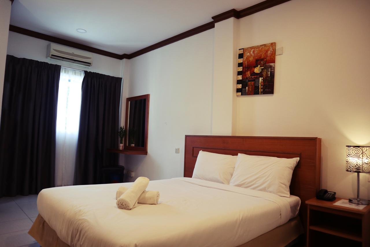 Hotel Amara Субанг Джая Екстериор снимка